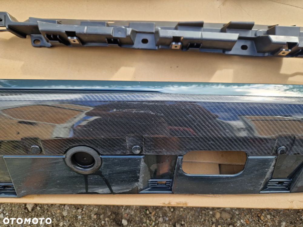 Audi R8 2015- listwa progowa próg prawa CARBON 4S0853860 - 7