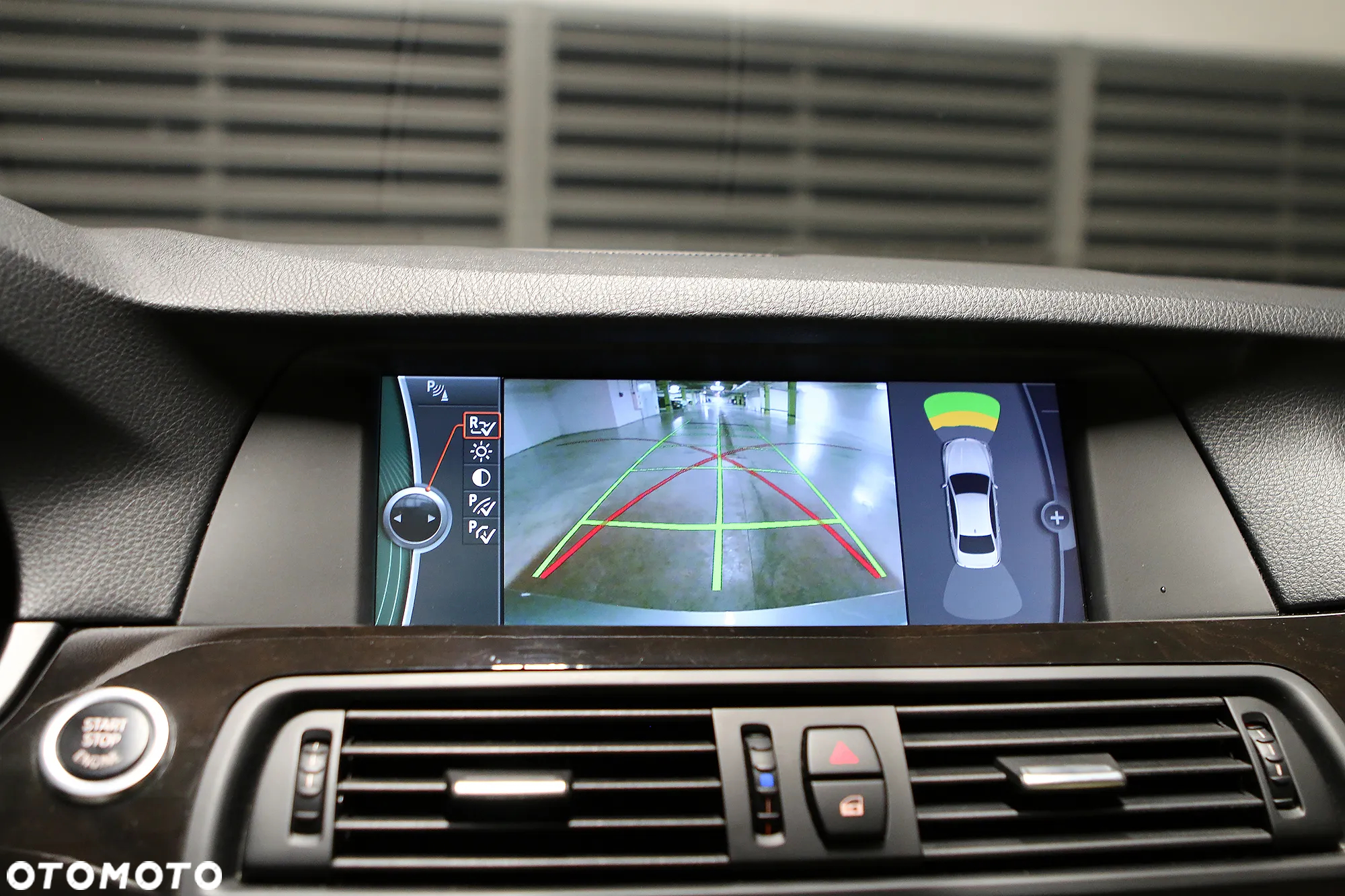 BMW Seria 5 528i - 31