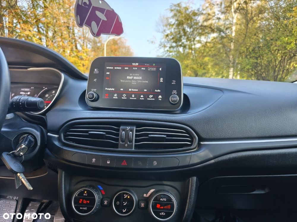Fiat Tipo 1.4 T-Jet Lounge - 5
