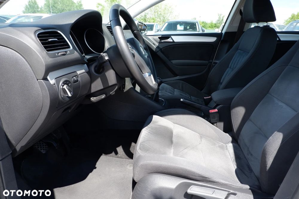 Volkswagen Golf 1.4 TSI Highline - 28