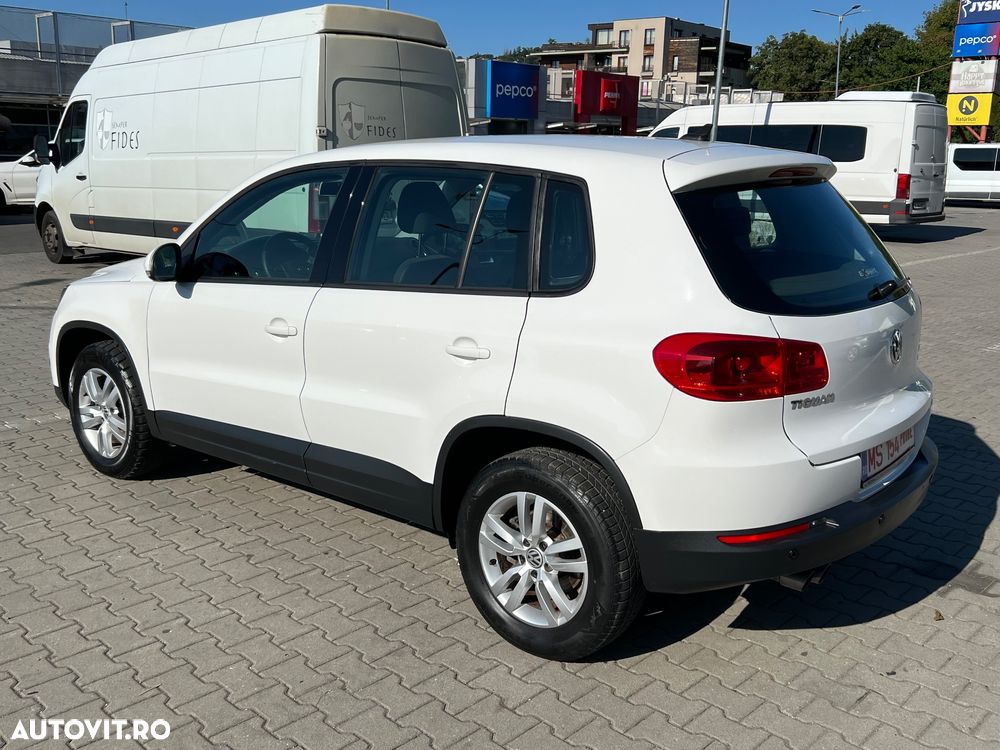 Volkswagen Tiguan 2.0 TDI DPF BlueMotion Technology Trend & Fun - 23