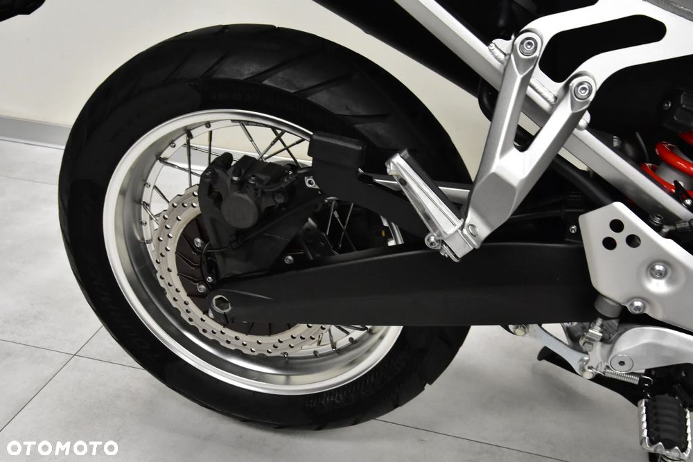 Yamaha Super Tenere - 31