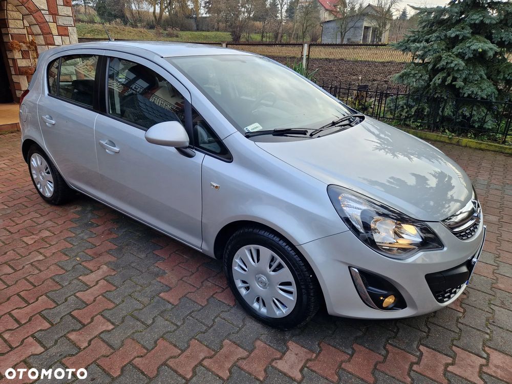 Opel Corsa 1.4 16V Cosmo - 39