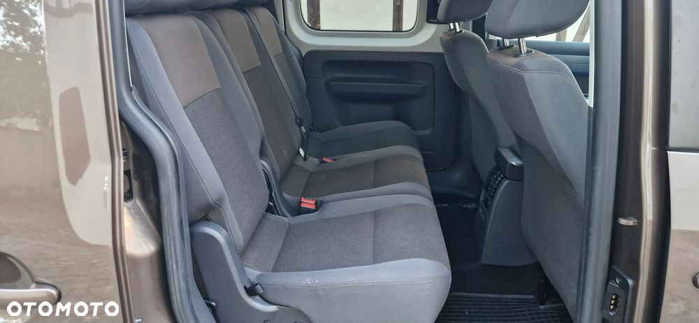 Volkswagen Caddy Comfortline DSG - 36