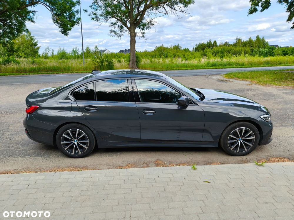 BMW Seria 3 320d xDrive - 6