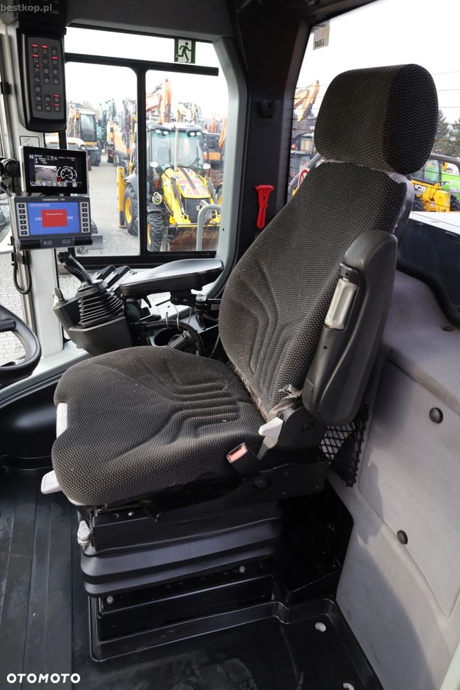 Liebherr L566 XPower - 24