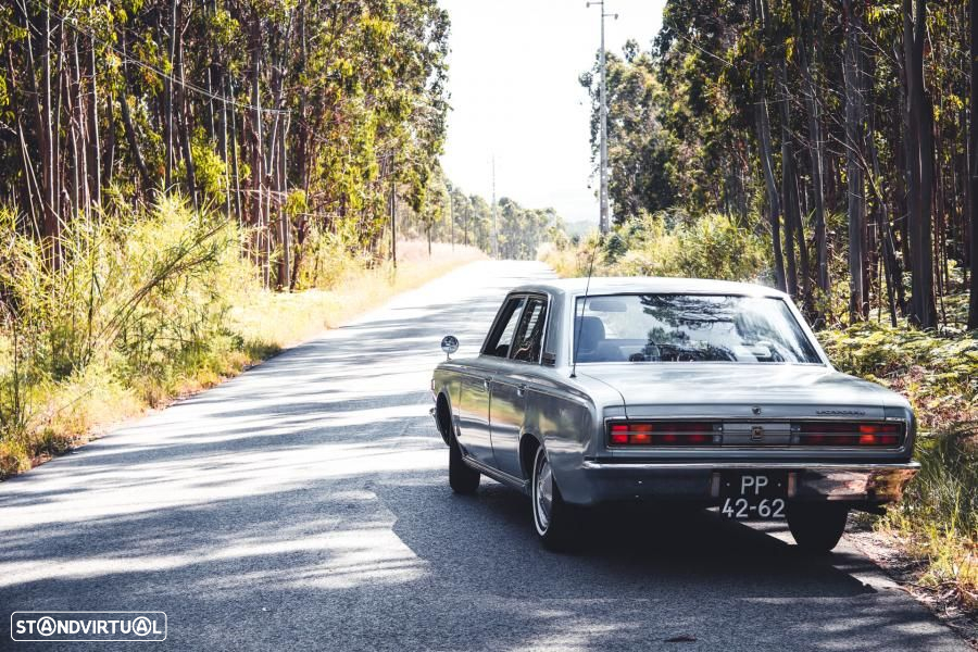 Toyota Crown - 2