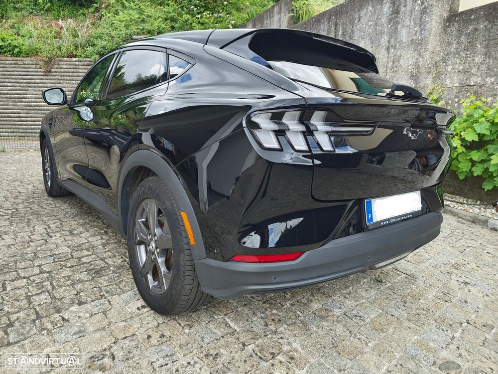 Ford Mustang Mach-E Premium - 6