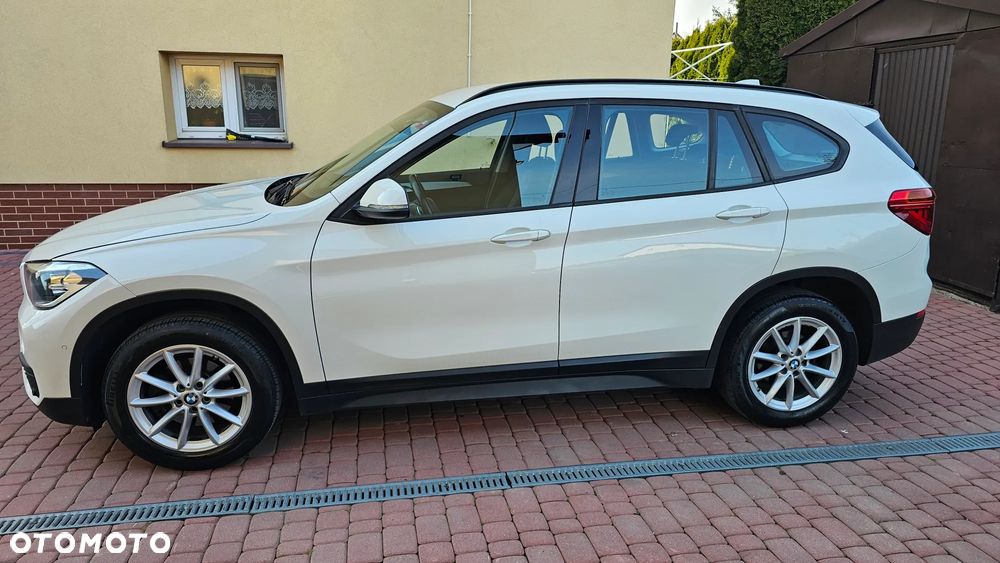 BMW X1 sDrive18d xLine - 3