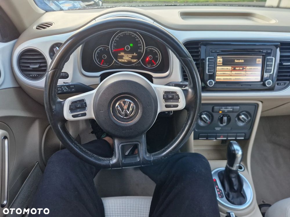 Volkswagen Beetle The 1.6 TDI DPF DSG - 13