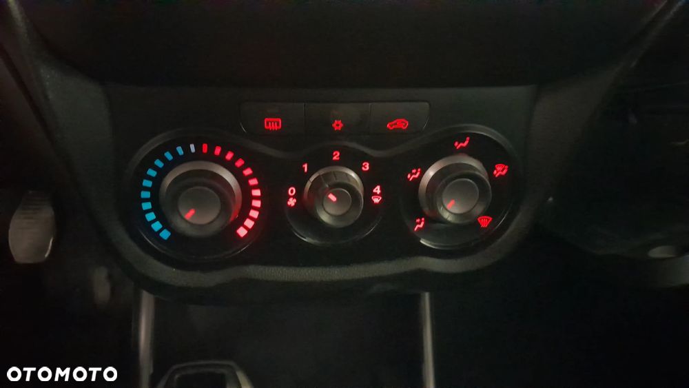 ALFA ROMEO MITO PANEL NAWIEWU KLIMATYZACJI EUROPA - 1