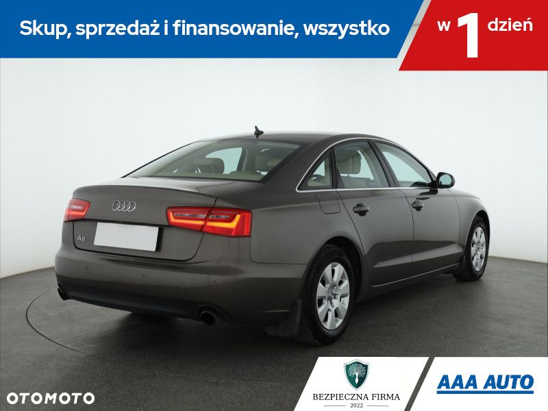 Audi A6 - 6
