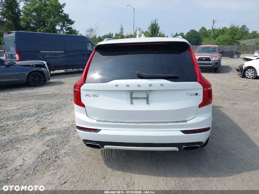 Volvo XC 90 T5 AWD Geartronic RDesign - 10