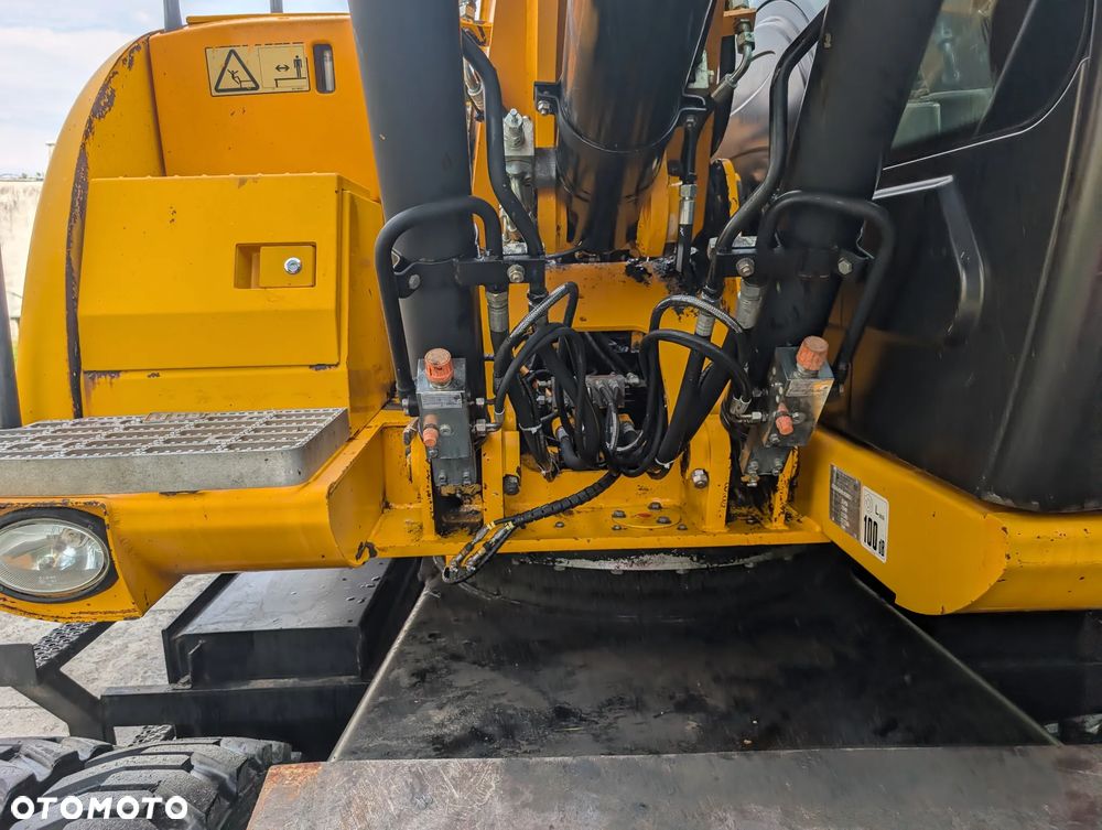 JCB Js145w - 11
