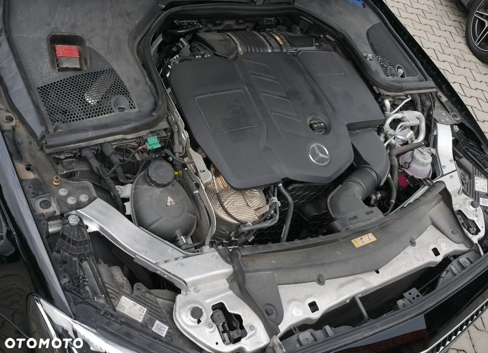 Mercedes-Benz Klasa E 300 de 9G-TRONIC Avantgarde - 24