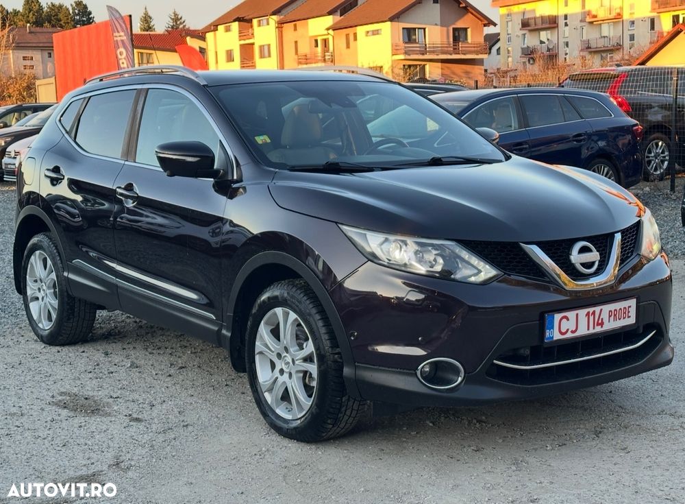 Nissan Qashqai 1.6 DCI 4 x 4 DPF tekna - 11