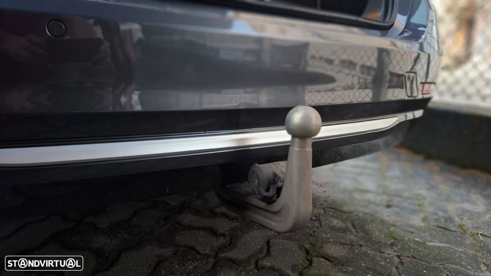 BMW 318 d Line Sport - 48