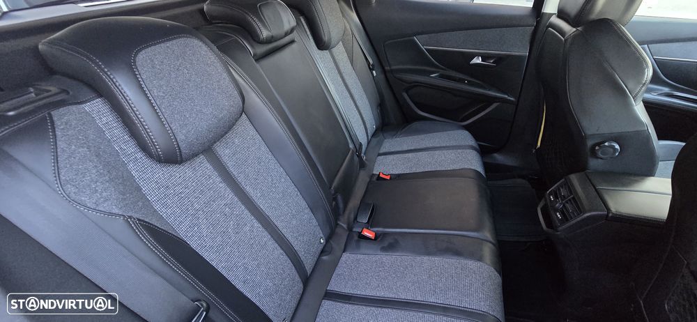 Peugeot 3008 1.6 BlueHDi Allure EAT6 - 13