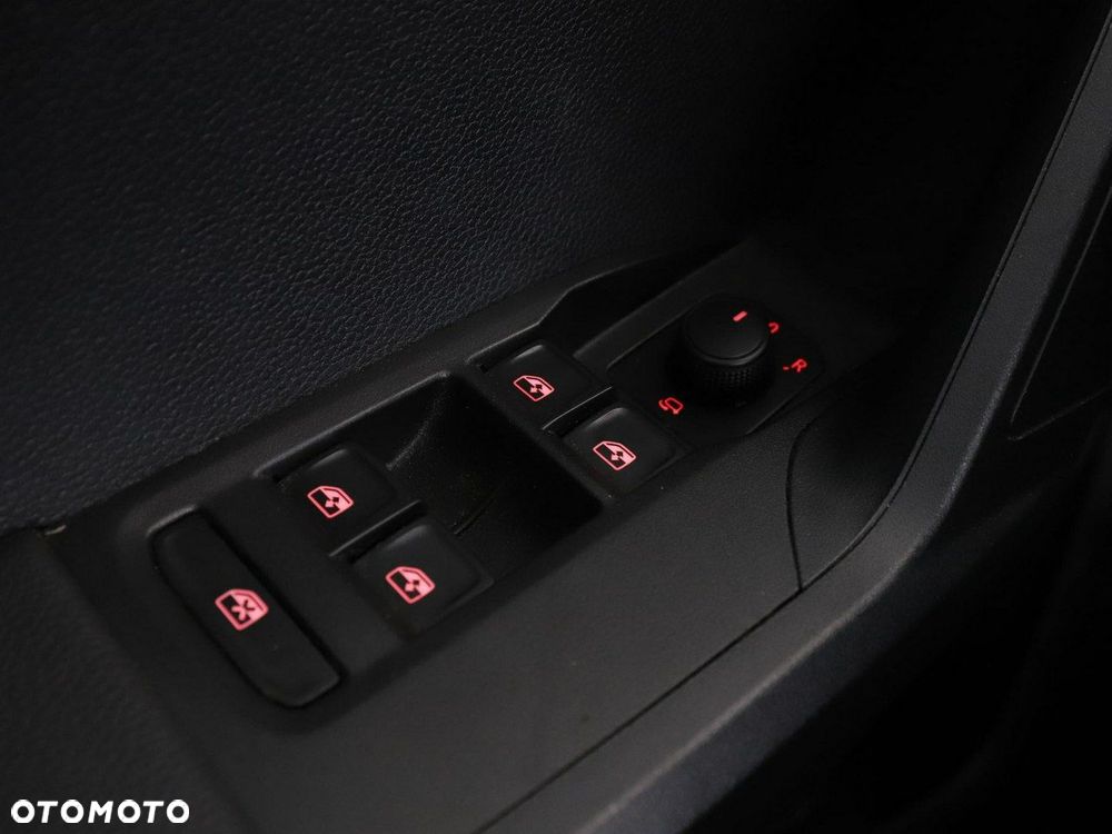 Seat Arona 1.0 Eco TSI Style - 33