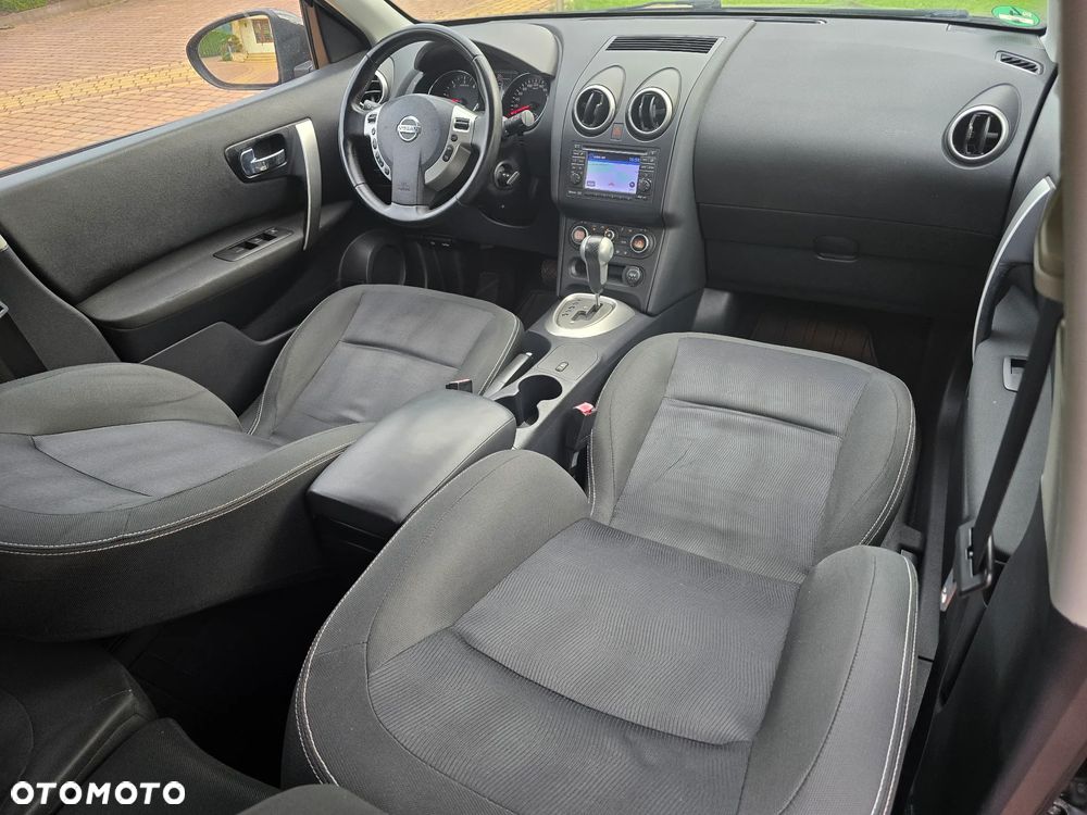 Nissan Qashqai+2 - 31