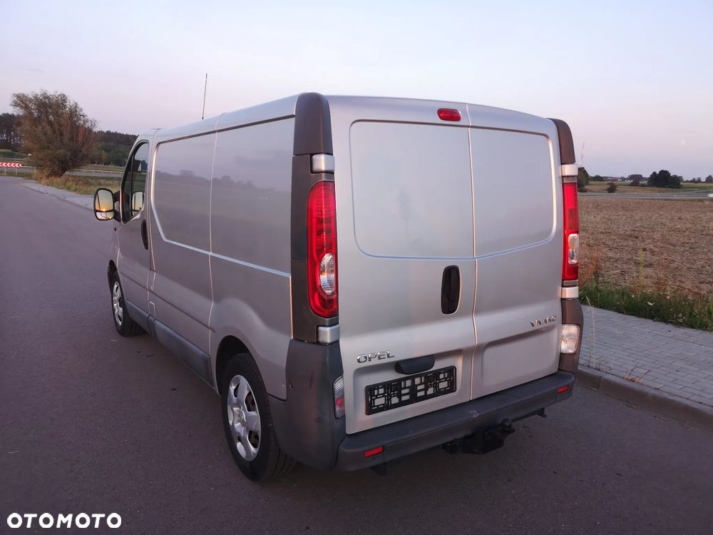 Opel VIVARO - 11