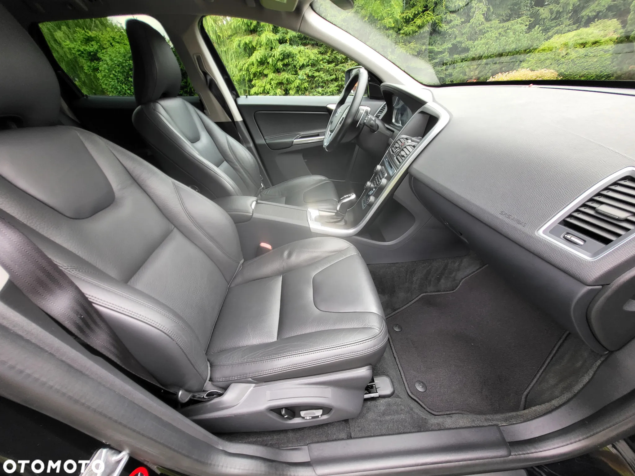 Volvo XC 60 T6 AWD Summum - 16