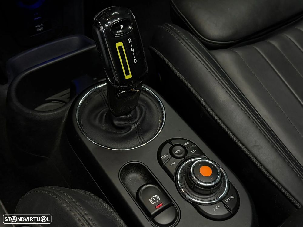 MINI 3 Portas Cooper SE Yours - 12
