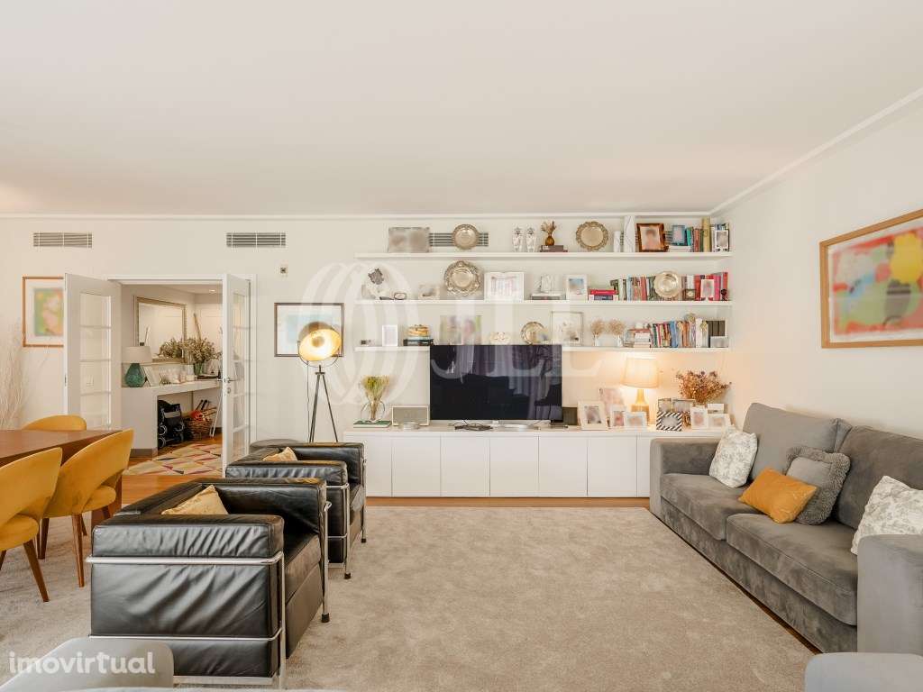 Apartamento T4 com terraço e garagem, Estrela, Lisboa - Grande imagem: 3/11