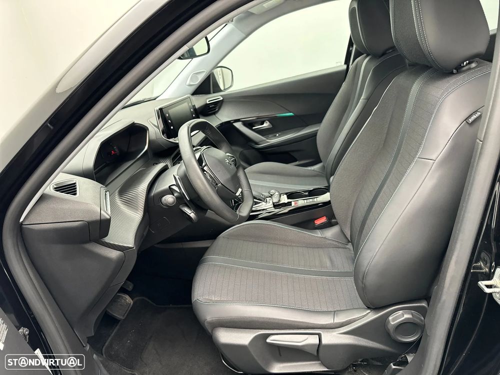 Peugeot 2008 1.5 BlueHDi Allure EAT8 - 10