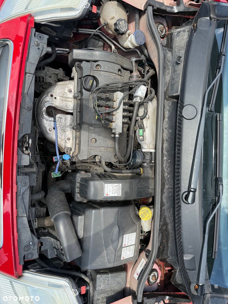 Citroën C2 1.6 16V VTS - 13