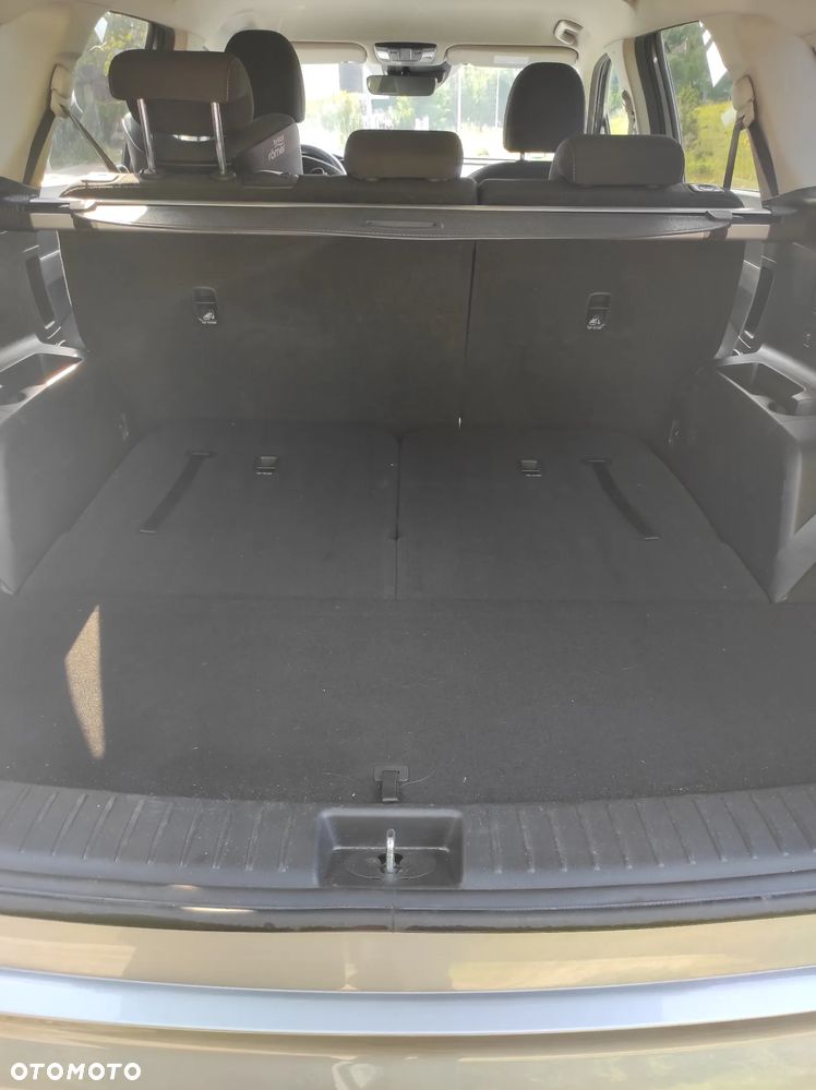 Kia Sorento 1.6 T-GDI HEV L 7os - 14