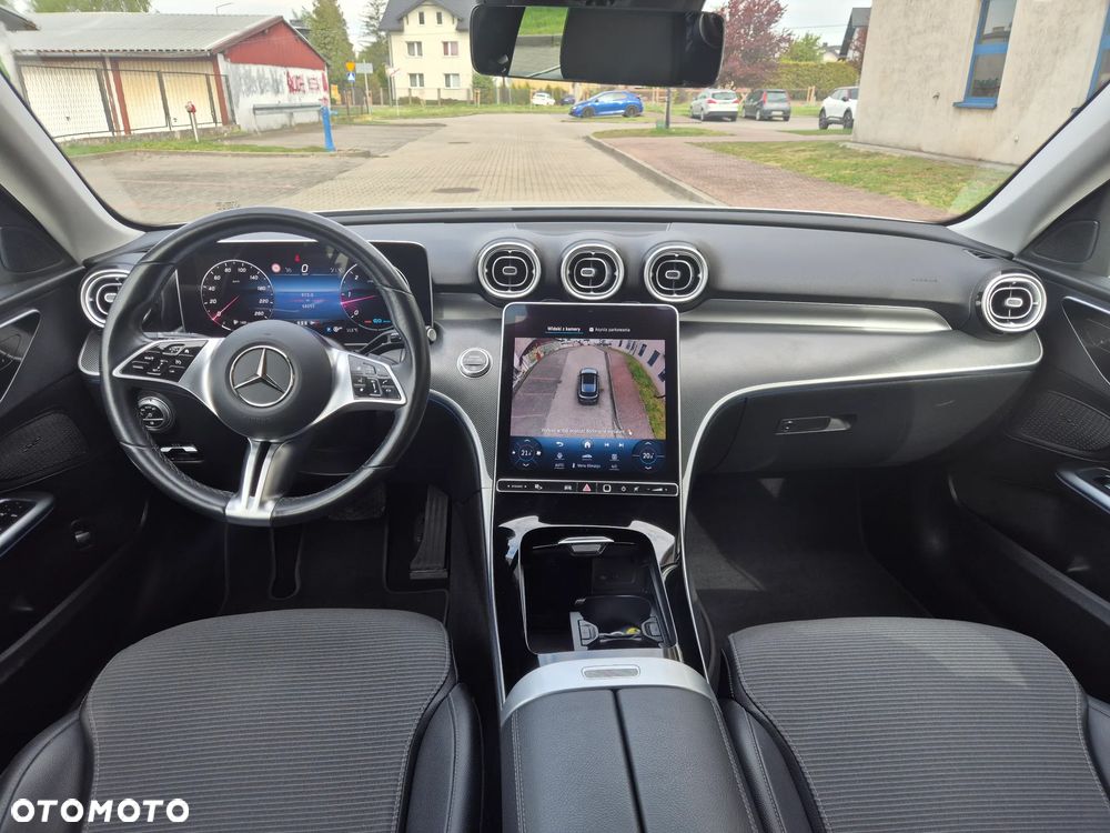 Mercedes-Benz Klasa C 220 d 9G-TRONIC - 24