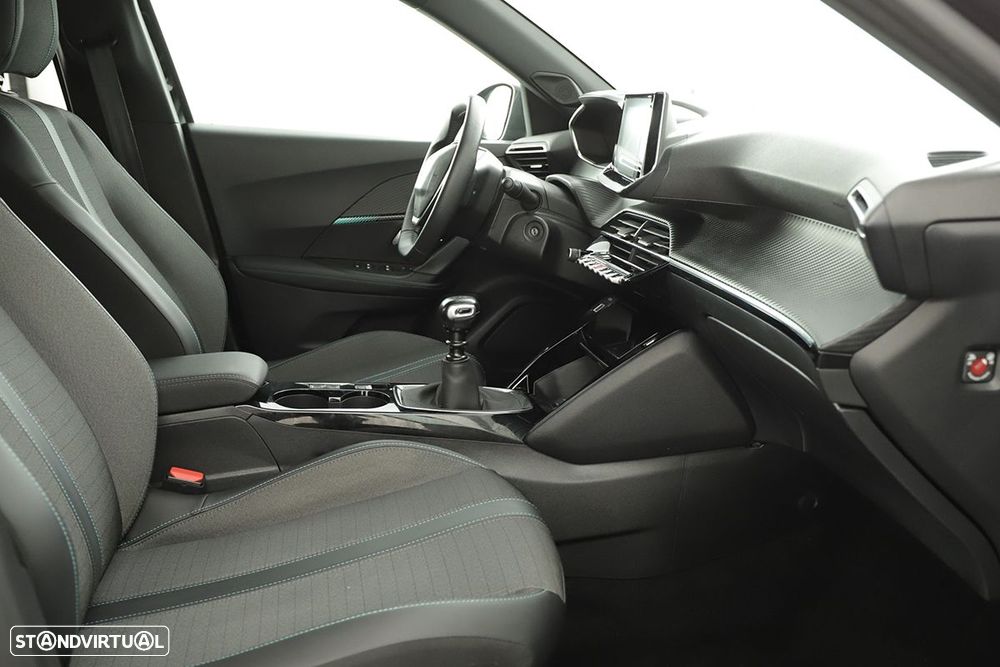 Peugeot 2008 1.2 PureTech Allure - 21