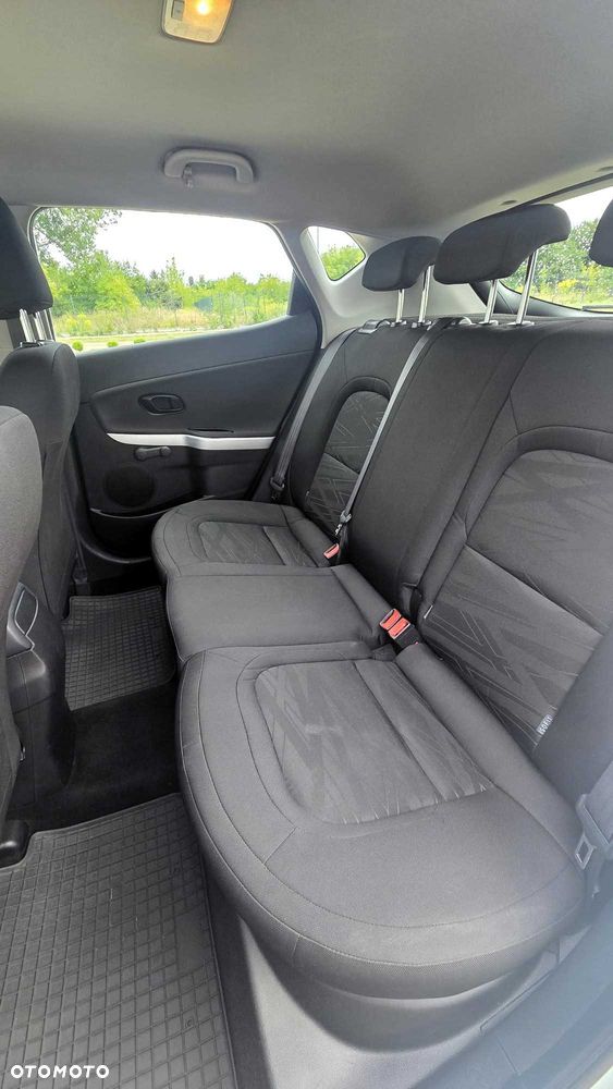 Kia Ceed - 8