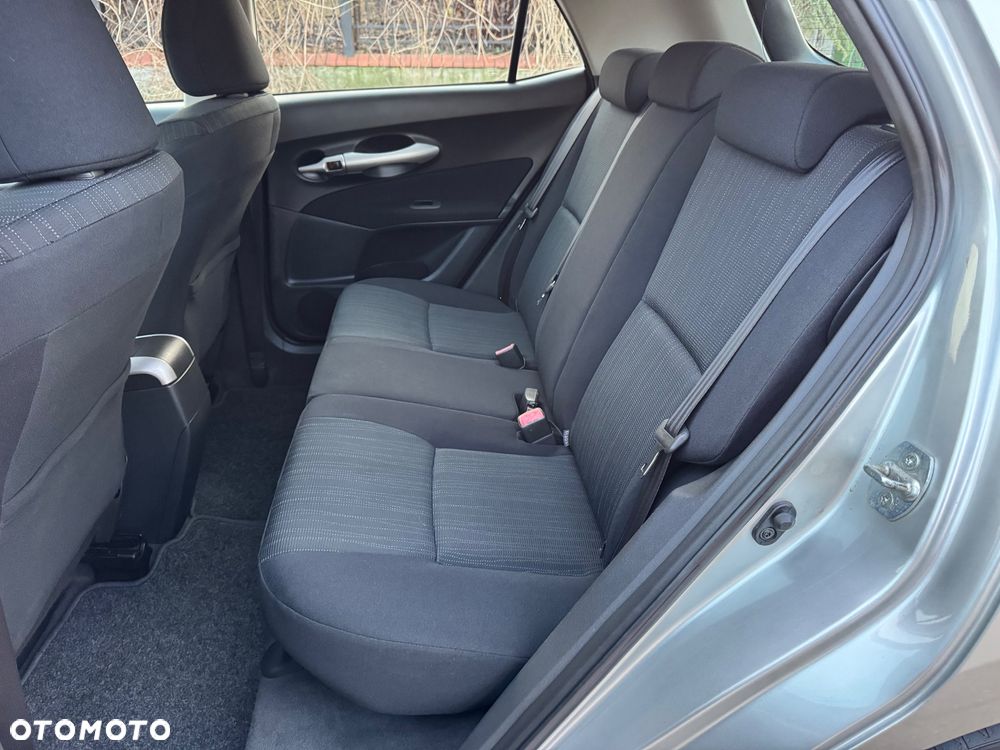 Toyota Auris 1.33 VVT-i Terra - 6