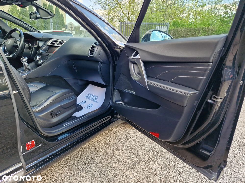 Citroën DS5 HDi 165 Business - 15