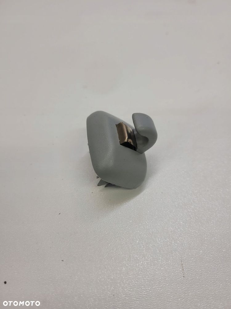 UCHWYT HACZYK OSŁONY AUDI A3 8VA1 8X 8U0857562 - 3