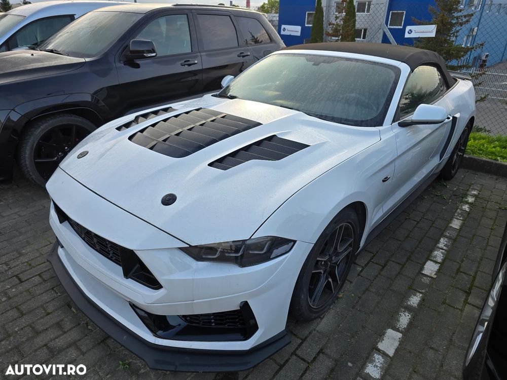 Ford Mustang - 21