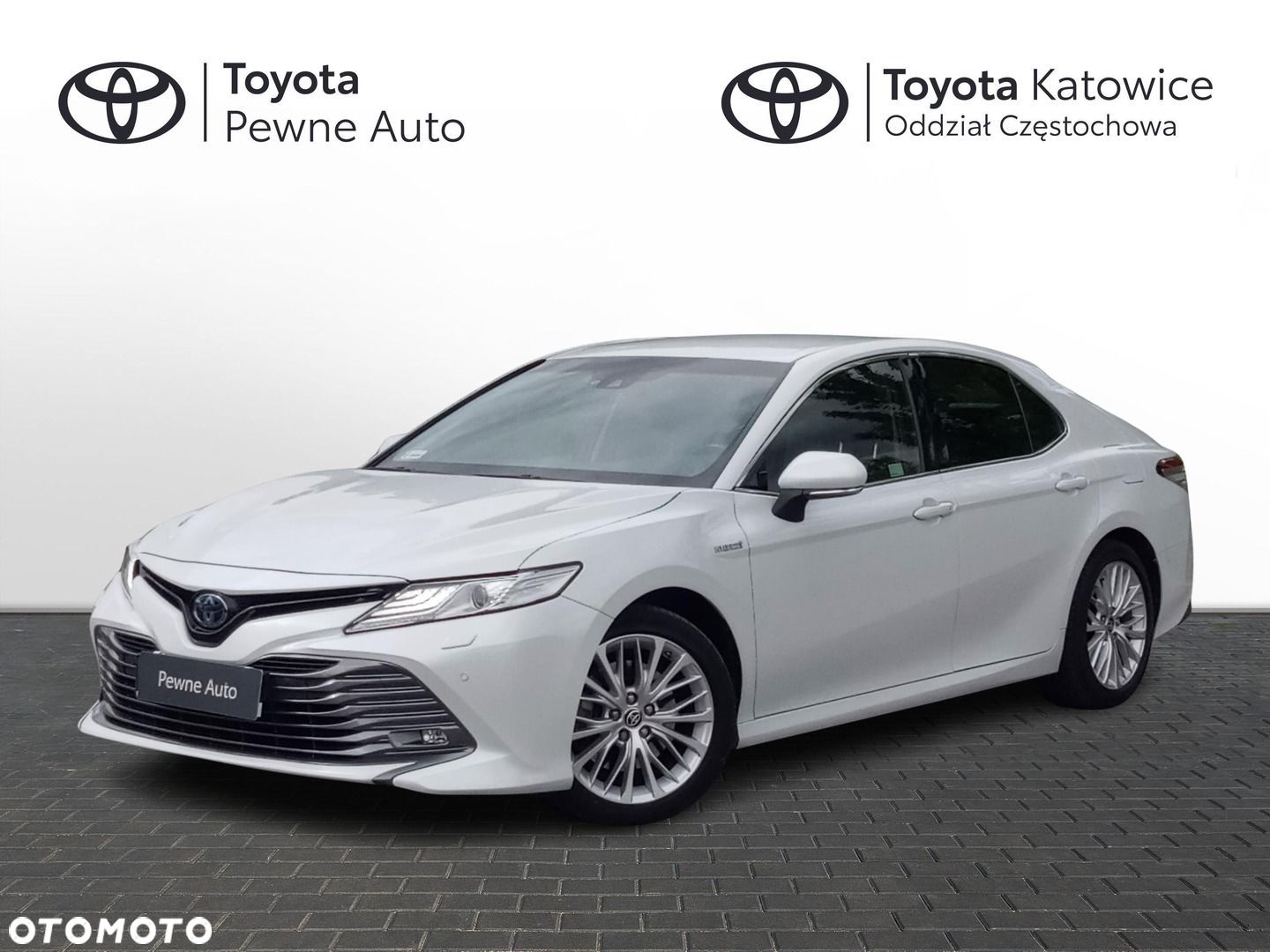 Toyota Camry - 1