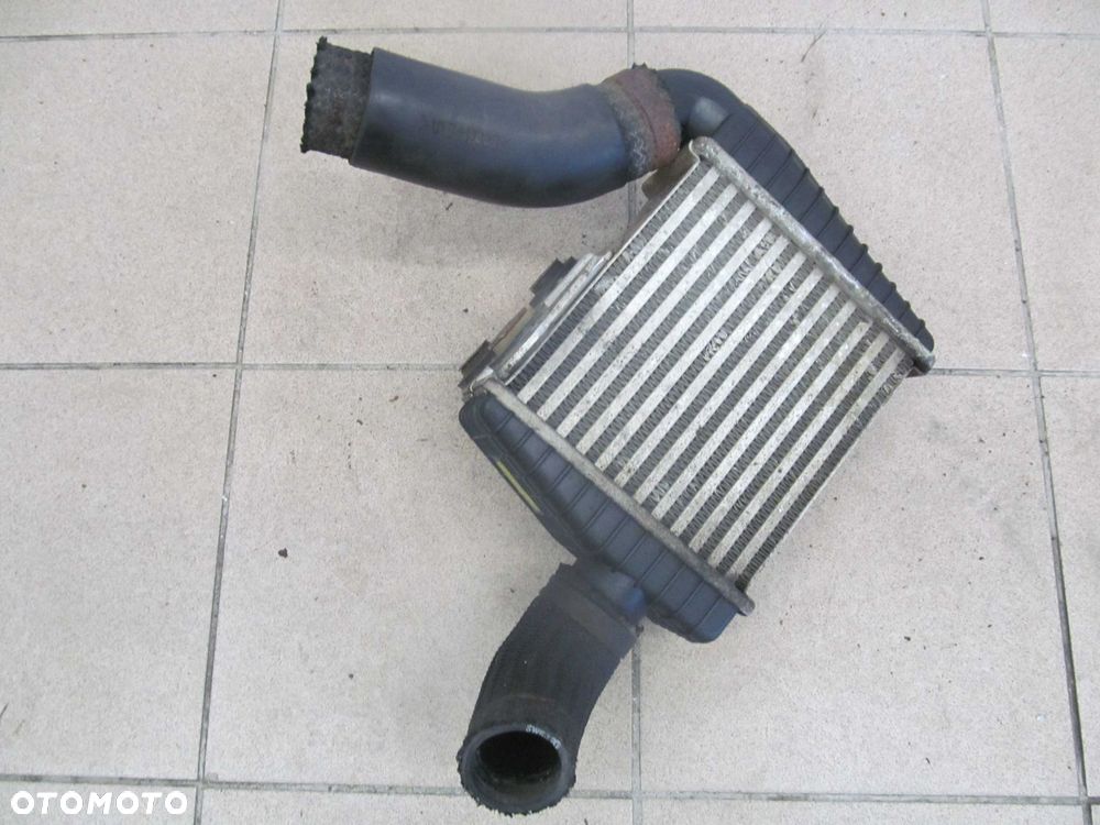HYUNDAI ELANTRA CRDI CHLODNICA INTERCOOLER - 1