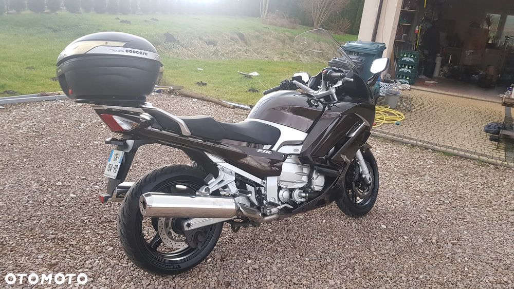 Yamaha FJR - 11