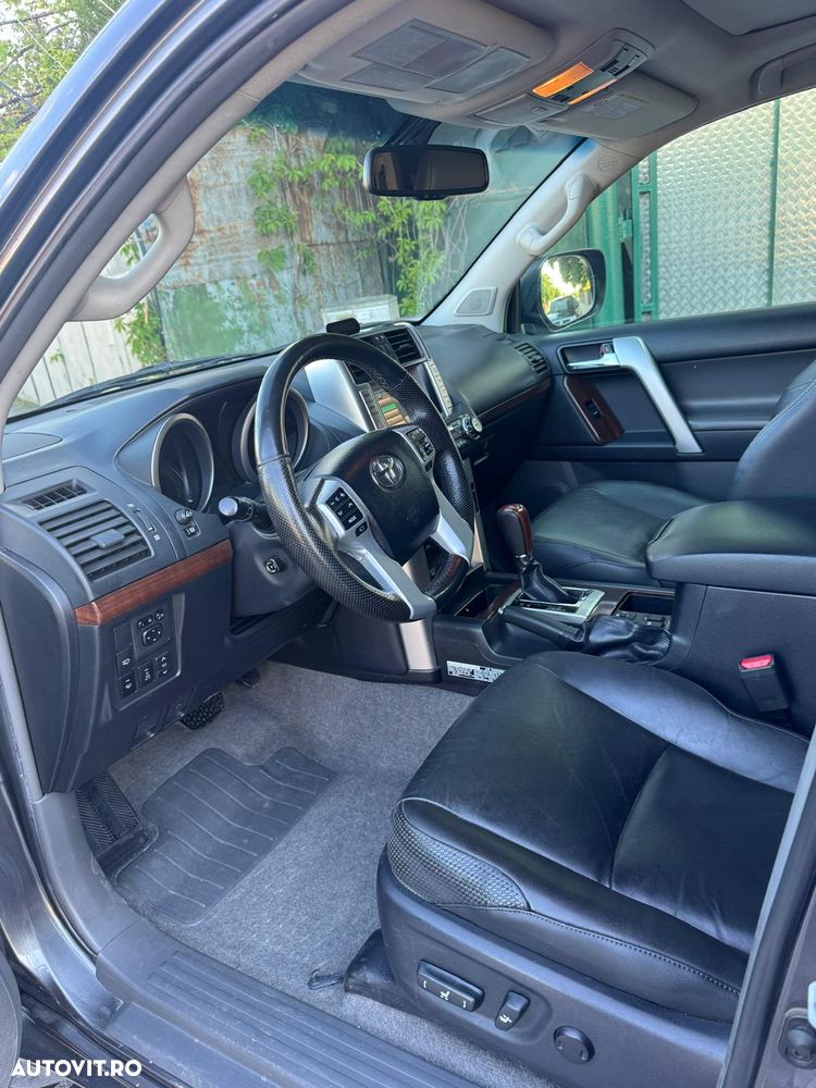 Toyota Land Cruiser 3.0l Turbo D-4D A/T Luxury - 14