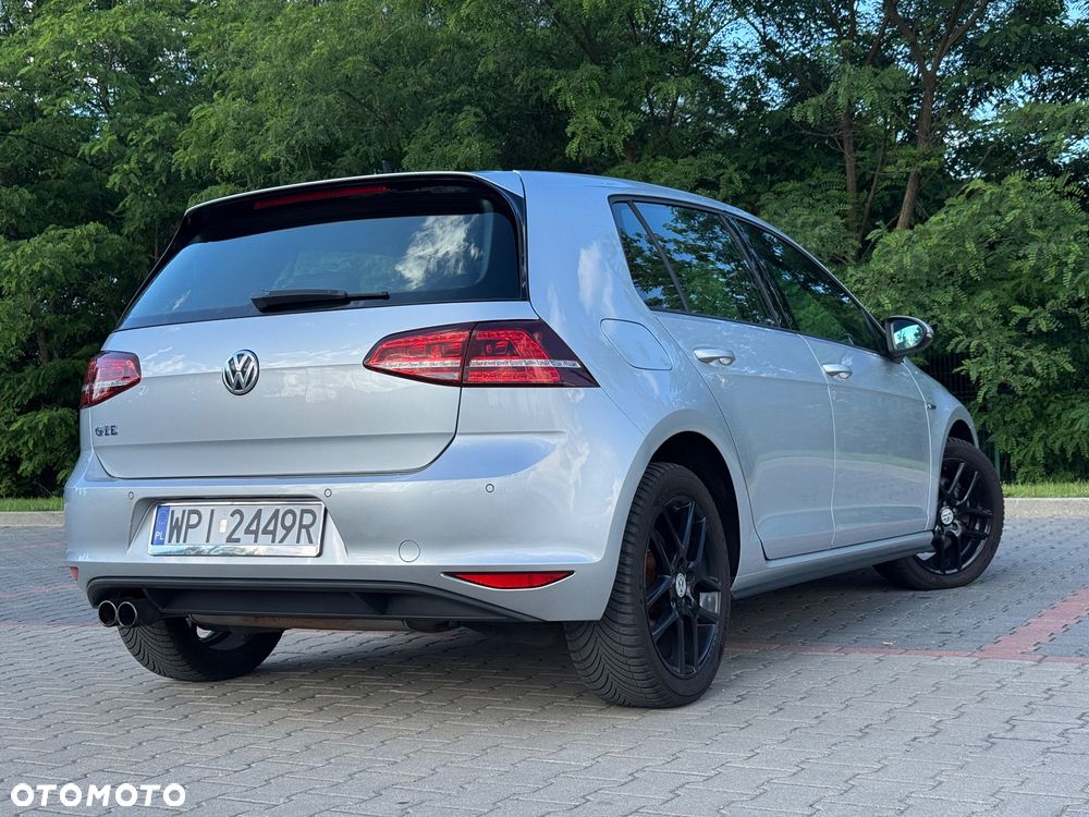 Volkswagen Golf 1.4 TSI BlueMotion Technology DSG Comfortline - 12