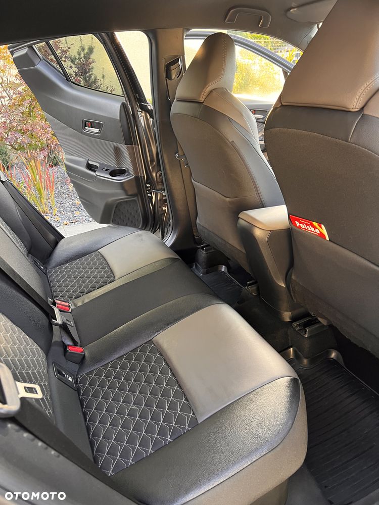 Toyota C-HR 1.8 Hybrid GPF Executive - 17