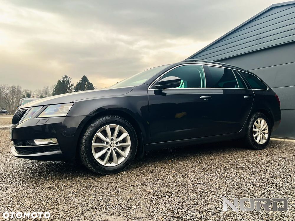 Skoda Octavia 1.8 TSI DSG Style - 6