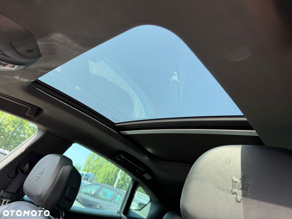 Maserati Levante S Q4 - 24