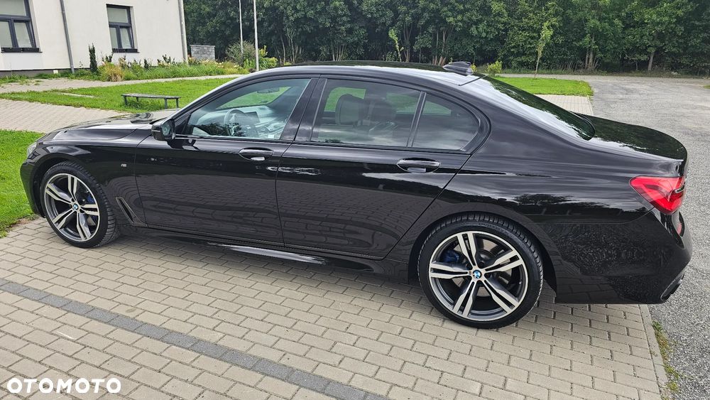 BMW Seria 7 750d xDrive - 25