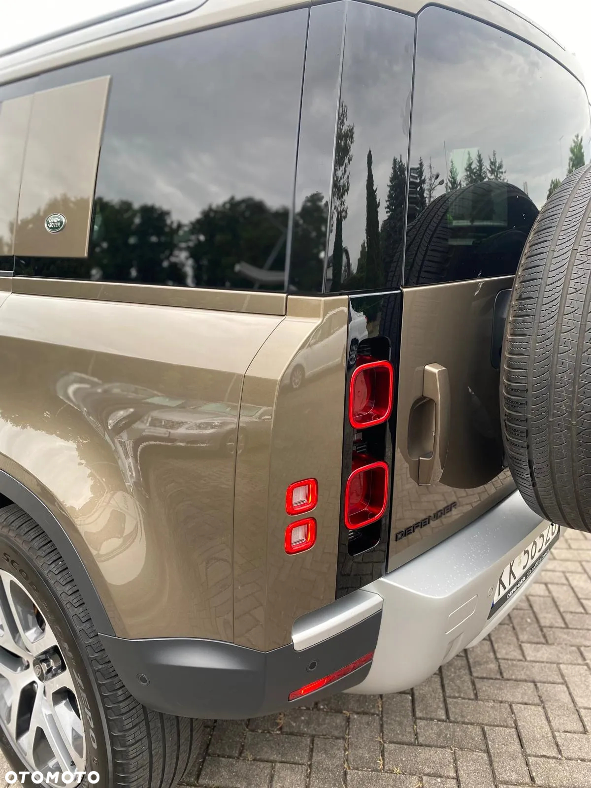 Land Rover Defender 110 3.0 D250 mHEV S - 7