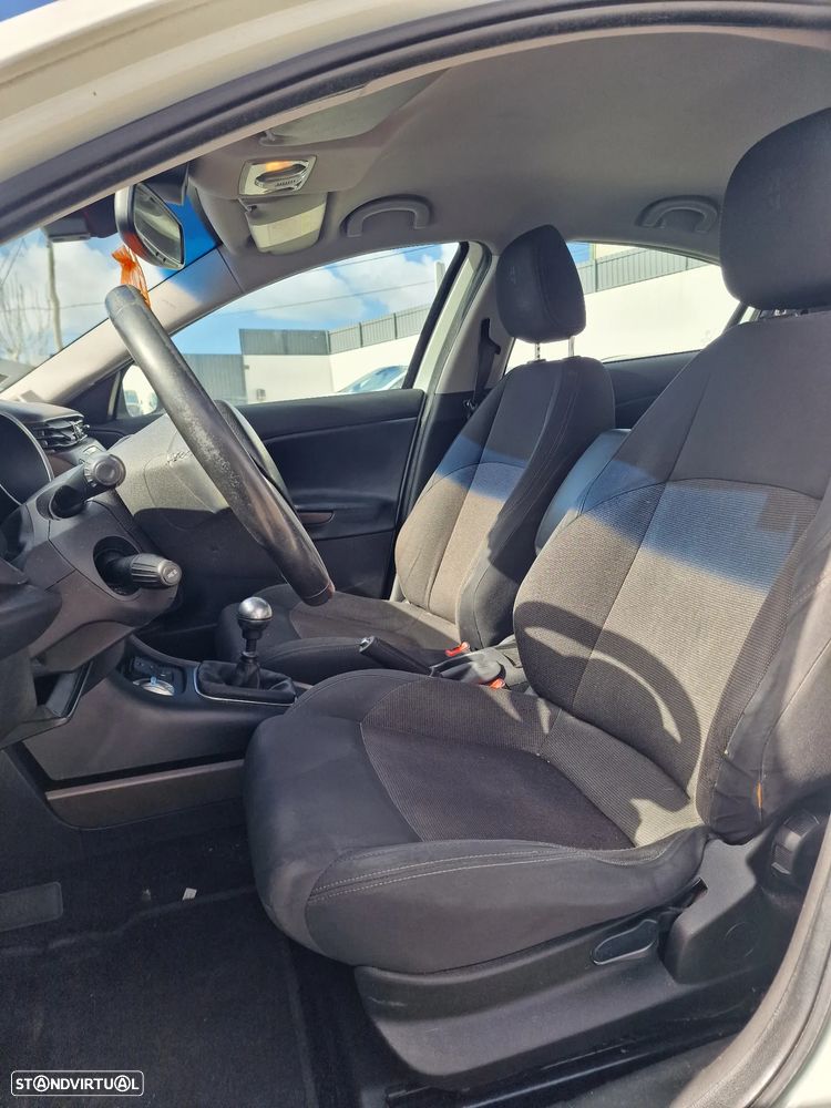 Alfa Romeo Giulietta 1.6 JTDM Exclusive - 9