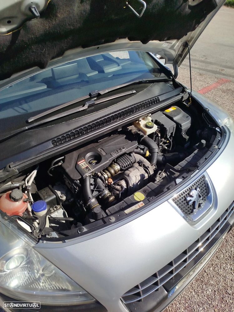 Peugeot 3008 1.6 e-HDi Allure 2-Tronic - 20